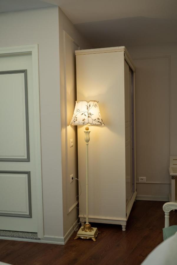 Sol Invictus Boutique Hotel Durres Albania Bagian luar foto