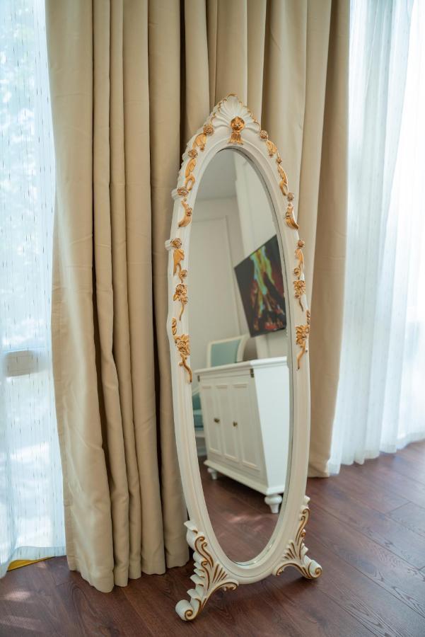 Sol Invictus Boutique Hotel Durres Albania Bagian luar foto